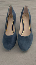 ZU Navy Suede Court Shoes – Classic Heels | Women’s Size 7.5 Shoes