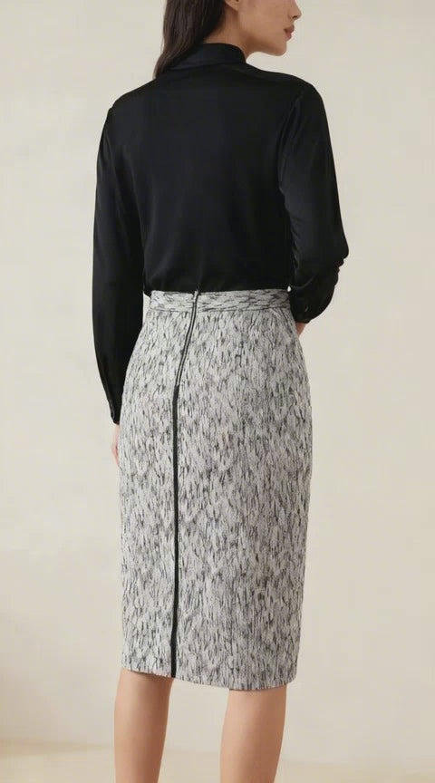 Willow Lined Skirt – Light Grey and Black Graphic Print with Pinstripe Detail, Size 10